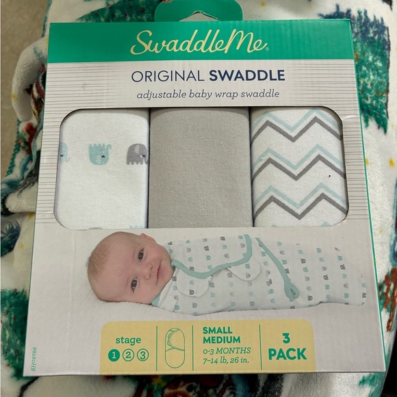 SwaddleMe Stages of Sleep Set - Green and White - Picture 1 of 2